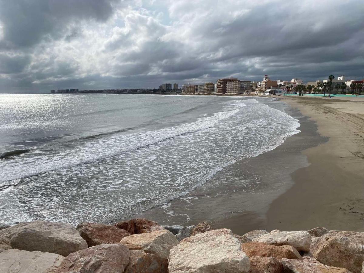 Nice And New Furnished Apartments In Torrevieja Centre Kültér fotó